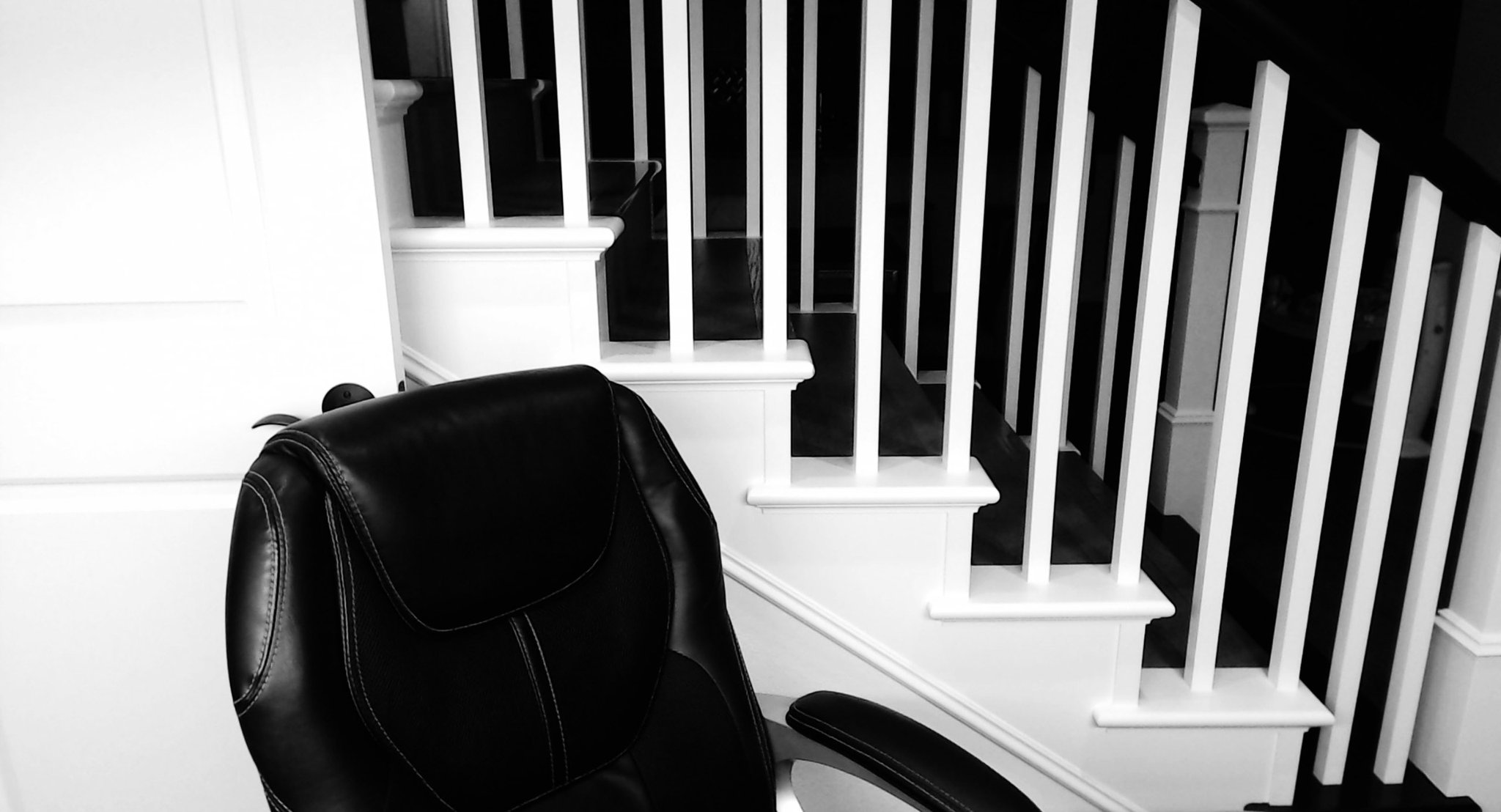 brode-chair